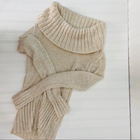 Lei Sweater - Picture 2 of 7